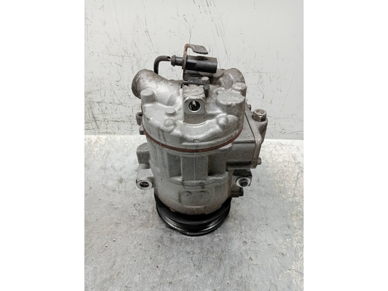 Recambio de compresor aire acondicionado para volkswagen polo (9n3) advance referencia OEM IAM 4471908895 6Q0820808D 