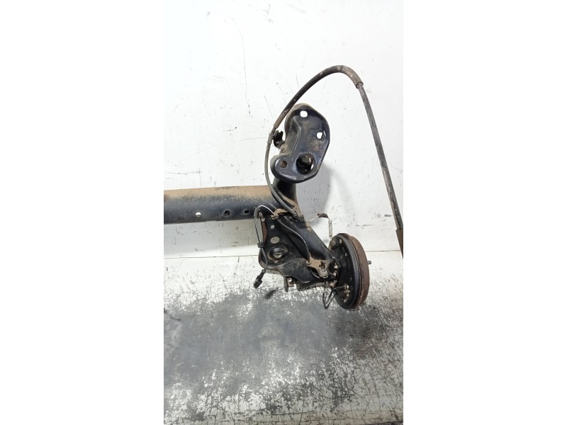 Recambio de puente trasero para ford fiesta (ccn) 1.25 16v cat referencia OEM IAM   TAMBOR / ABS