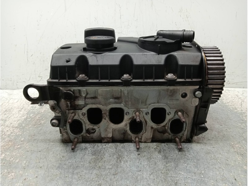 Recambio de culata para volkswagen polo (9n3) advance referencia OEM IAM BNM 045103373H 