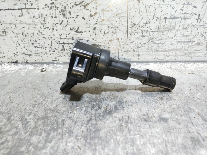 Recambio de bobina encendido para kia stonic (ybcuv) concept referencia OEM IAM 2730104110  