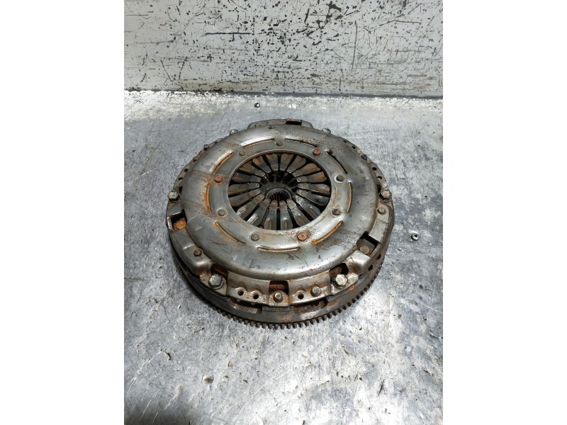 Recambio de kit embrague para kia stonic (ybcuv) concept referencia OEM IAM   