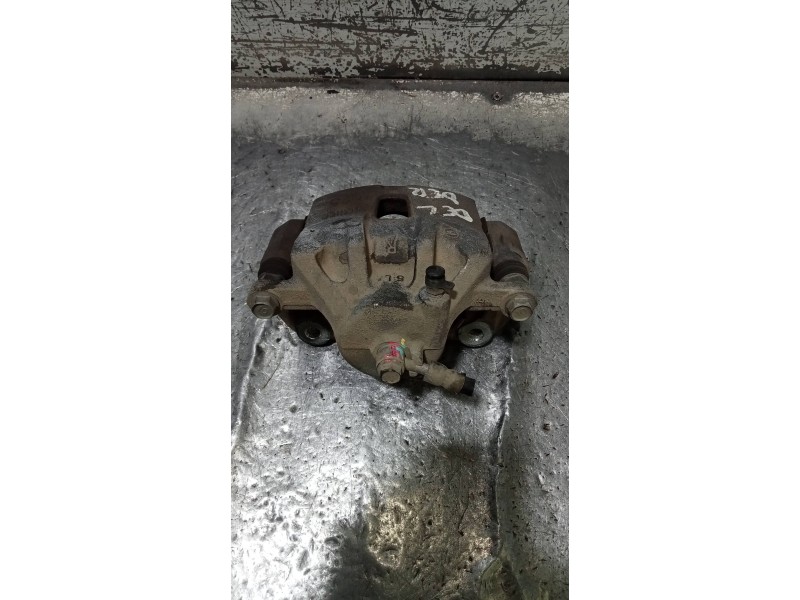 Recambio de pinza freno delantera derecha para ssangyong tivoli 1.6 turbodiesel cat referencia OEM IAM   