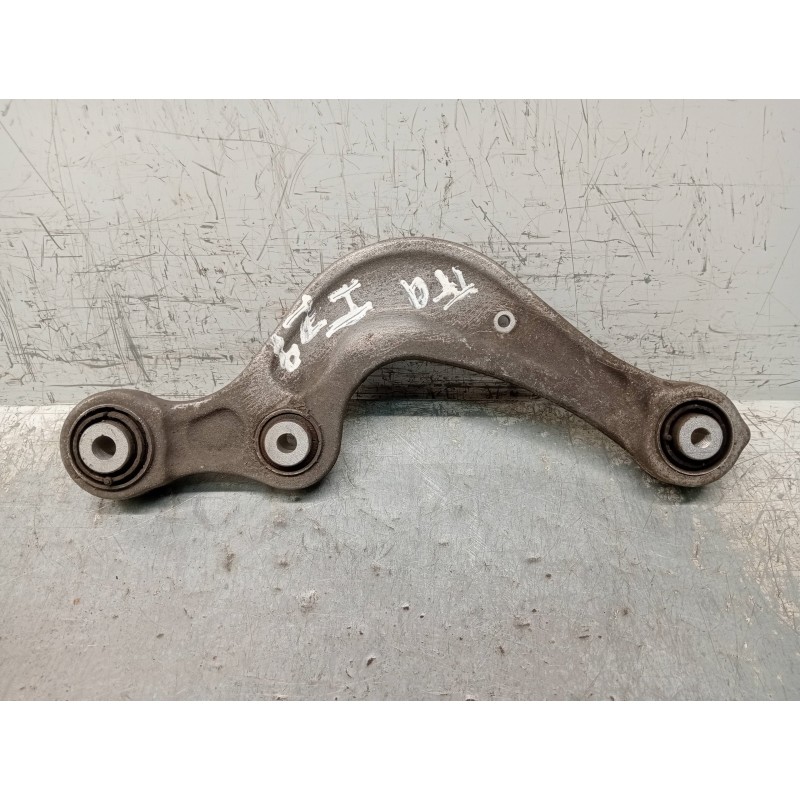 Recambio de brazo suspension superior trasero izquierdo para audi a6 berlina (4a2) 40 tdi design referencia OEM IAM 4M0505361G  