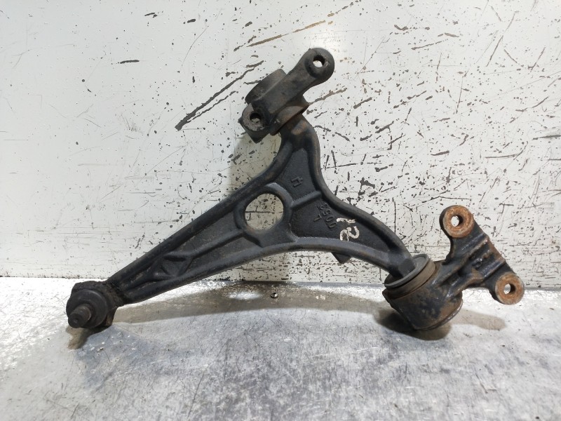 Recambio de brazo suspension inferior delantero izquierdo para peugeot expert kasten furg. referencia OEM IAM   