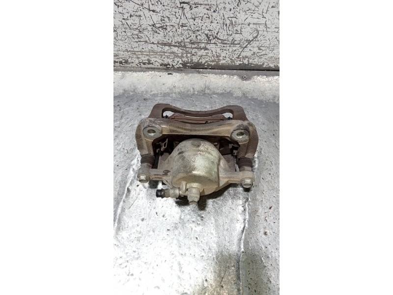 Recambio de pinza freno delantera derecha para ssangyong tivoli 1.6 turbodiesel cat referencia OEM IAM   