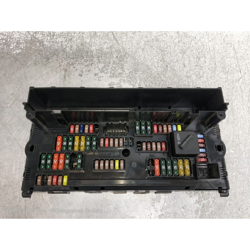 Recambio de caja reles / fusibles para bmw serie 7 (f01/f02) 740d xdrive referencia OEM IAM 217033442E 923442101 06021101527324