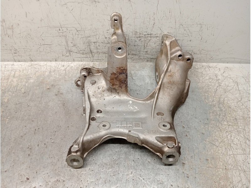 Recambio de brazo suspension inferior delantero izquierdo para audi a6 berlina (4a2) 40 tdi design referencia OEM IAM 80A399295 