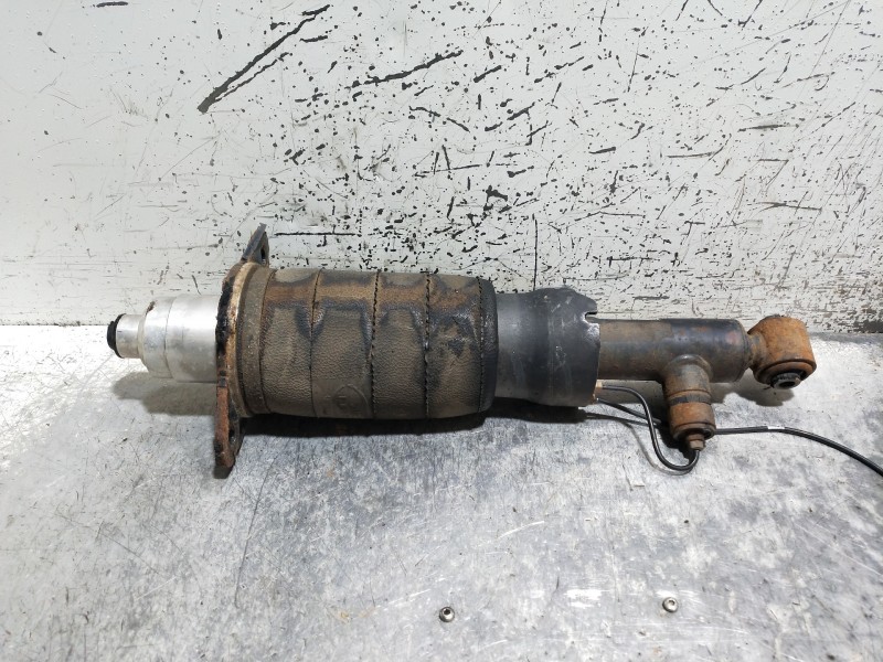 Recambio de amortiguador trasero izquierdo para audi allroad quattro (4b5) 2.5 tdi (132kw) referencia OEM IAM 4Z7616019  