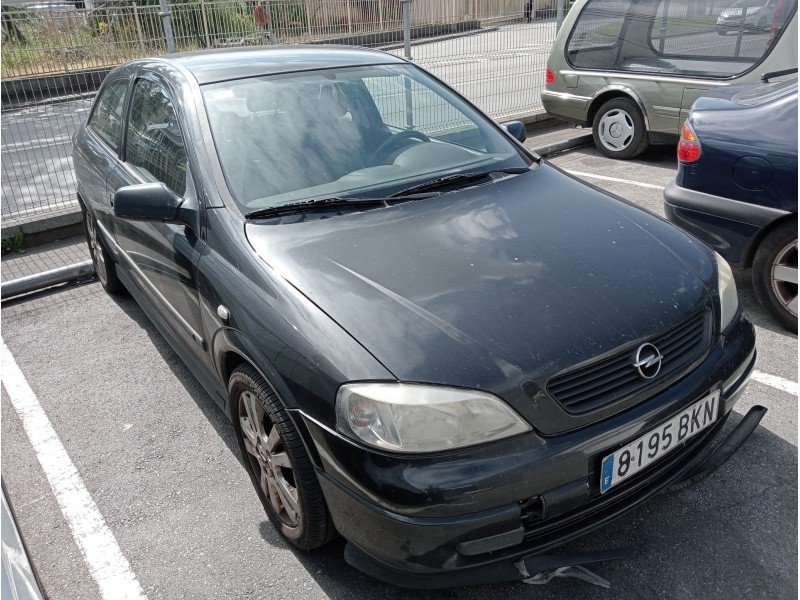 opel astra g berlina del año 2001