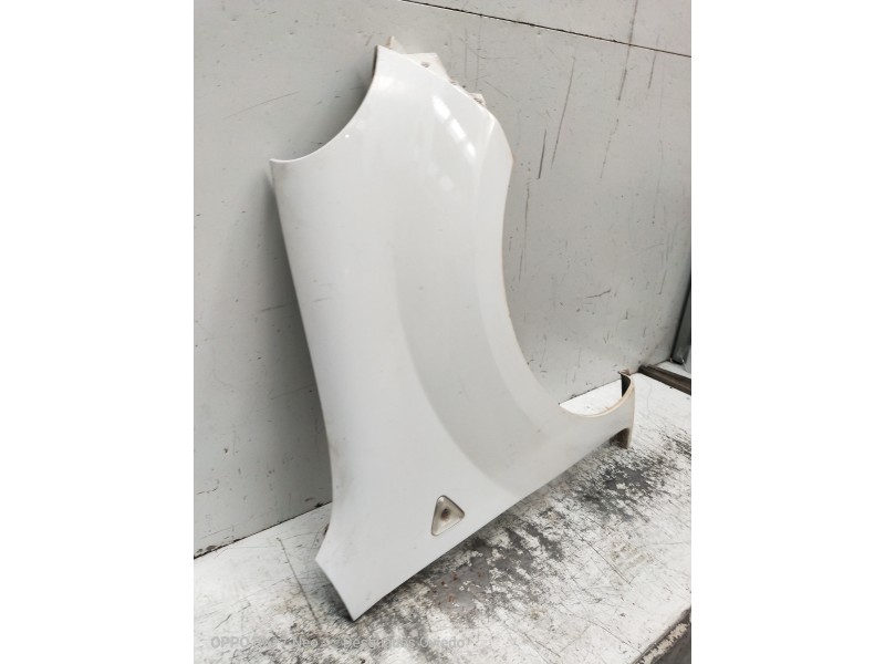 Recambio de aleta delantera derecha para renault kangoo dynamique referencia OEM IAM   