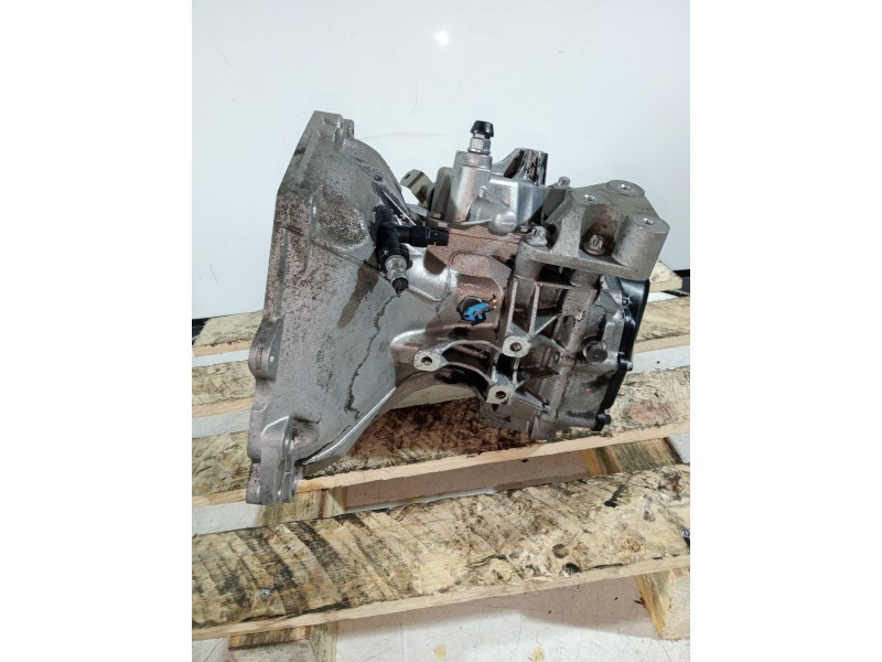 Recambio de caja cambios para opel astra gtc navi referencia OEM IAM A08438436T 463945 5V