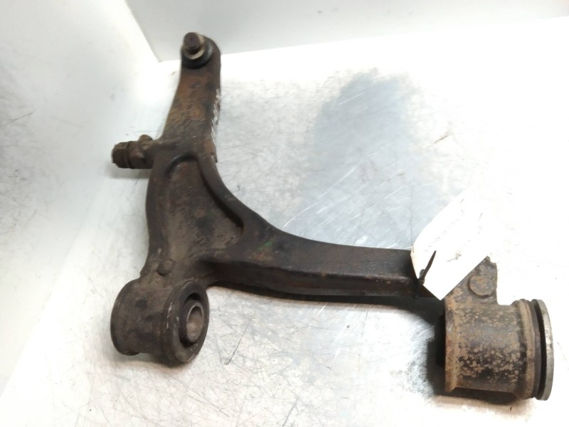 Recambio de brazo suspension inferior delantero derecho para nissan interstar (x70) referencia OEM IAM   