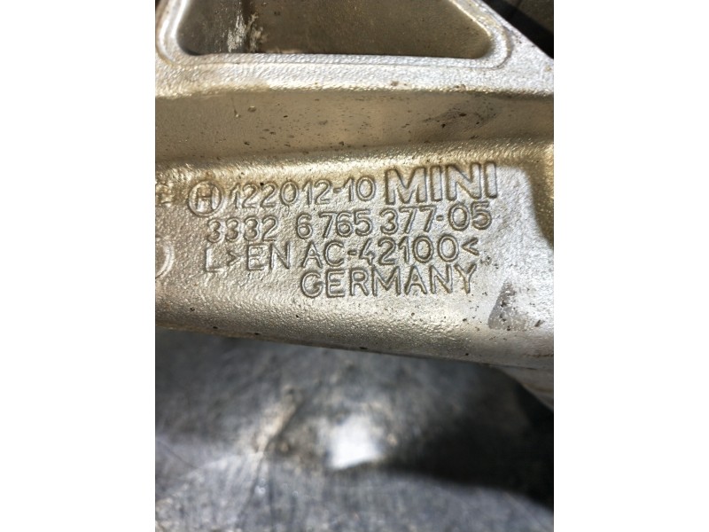 Recambio de mangueta trasera izquierda para mini mini (r56) one d referencia OEM IAM 676537705  