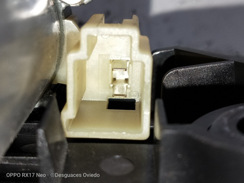 Recambio de motor elevalunas trasero izquierdo para bmw serie 7 (f01/f02) 740d xdrive referencia OEM IAM 0014084001 TRASERO IZQ 