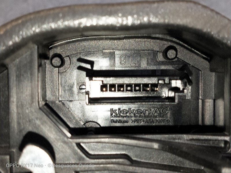 Recambio de motor cierre centralizado trasero izquierdo para bmw serie 7 (f01/f02) 740d xdrive referencia OEM IAM 7202147 A05370