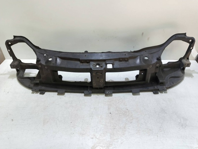 Recambio de panel frontal para renault trafic caja cerrada (ab 4.01) 1.9 diesel referencia OEM IAM    Recambio de panel frontal para renault trafic caja cerrada (ab 4.01) 1.9 diesel referencia OEM IAM