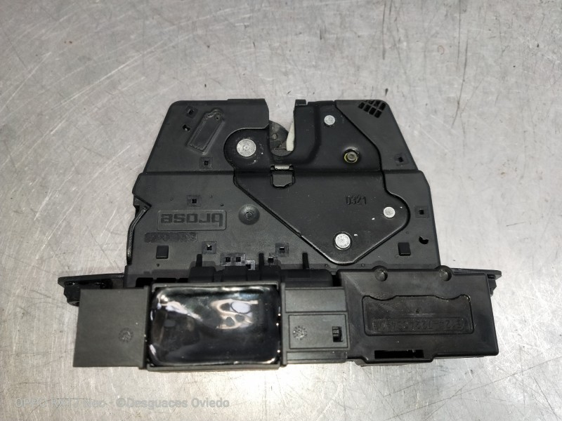 Recambio de motor cierre centralizado porton para bmw serie 7 (f01/f02) 740d xdrive referencia OEM IAM 966929114 14777810 4P