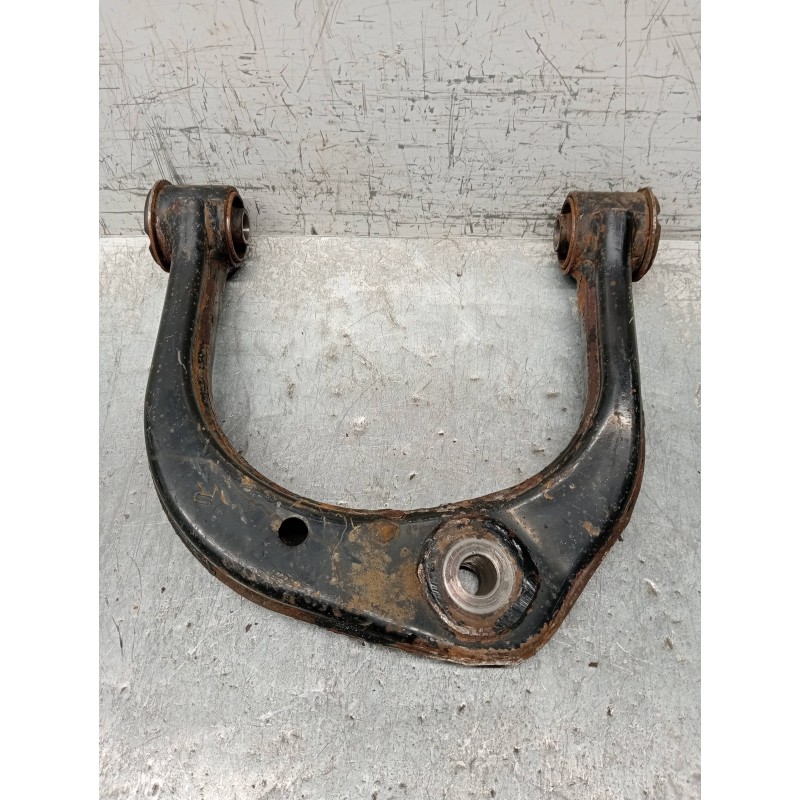 Recambio de brazo suspension superior delantero derecho para toyota land cruiser (j9) td vx (3-ptas.) (kzj90) referencia OEM IAM