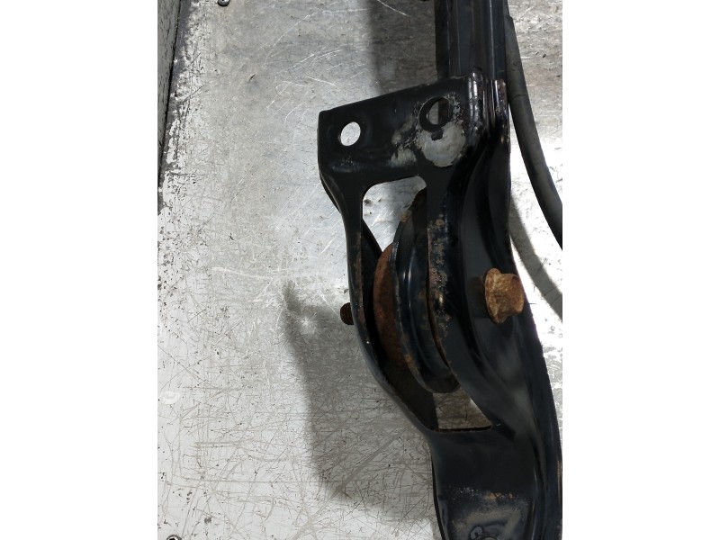 Recambio de mangueta trasera derecha para chevrolet captiva 2.0 vcdi ls referencia OEM IAM   