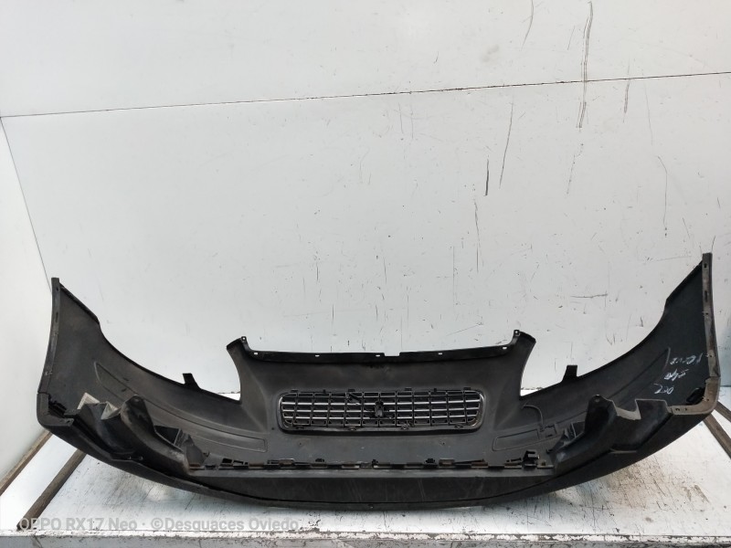 Recambio de paragolpes delantero para volvo s40 berlina 2.0 d kinetic referencia OEM IAM   