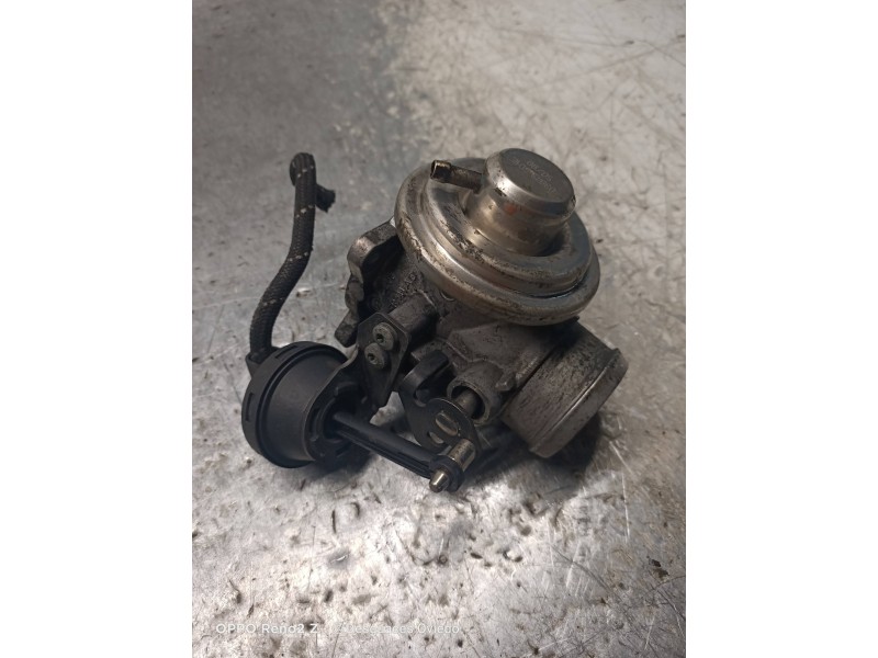 Recambio de valvula egr para seat leon (1m1) signo referencia OEM IAM 038129637  