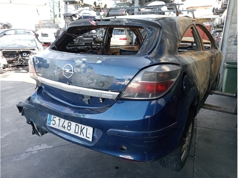 opel astra gtc del año 2005