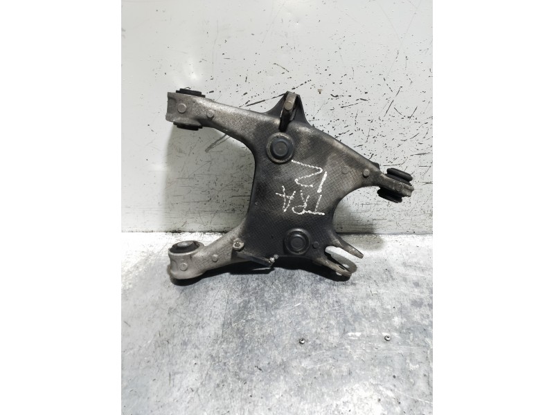 Recambio de brazo suspension inferior trasero izquierdo para bmw serie 7 (f01/f02) 740d xdrive referencia OEM IAM 33326794875  