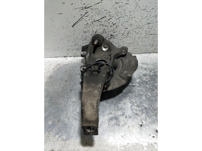 Recambio de mangueta delantera derecha para bmw serie 7 (f01/f02) 740d xdrive referencia OEM IAM   