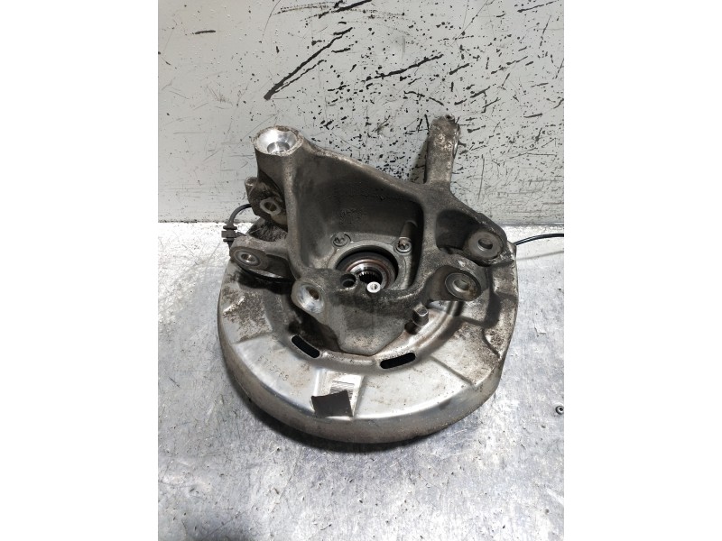 Recambio de mangueta trasera derecha para bmw serie 7 (f01/f02) 740d xdrive referencia OEM IAM 6797448  