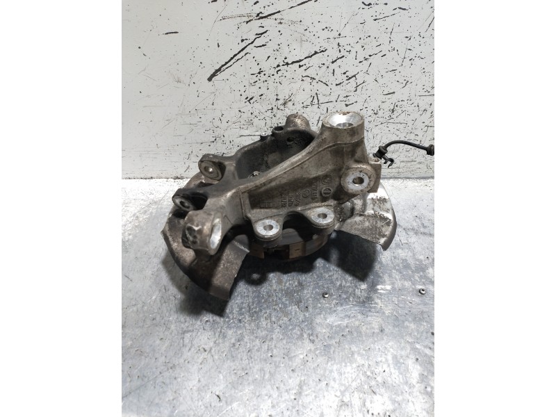 Recambio de mangueta trasera derecha para bmw serie 7 (f01/f02) 740d xdrive referencia OEM IAM 6797448  