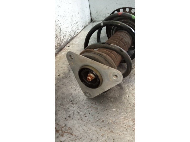 Recambio de amortiguador delantero izquierdo para renault zoe referencia OEM IAM 543027411R 03081000421B 