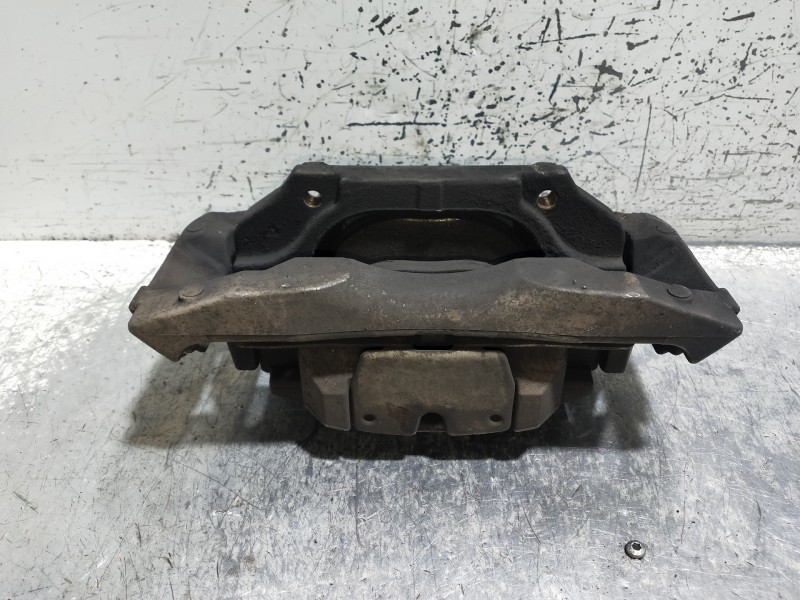 Recambio de pinza freno delantera derecha para bmw serie 7 (f01/f02) 740d xdrive referencia OEM IAM   