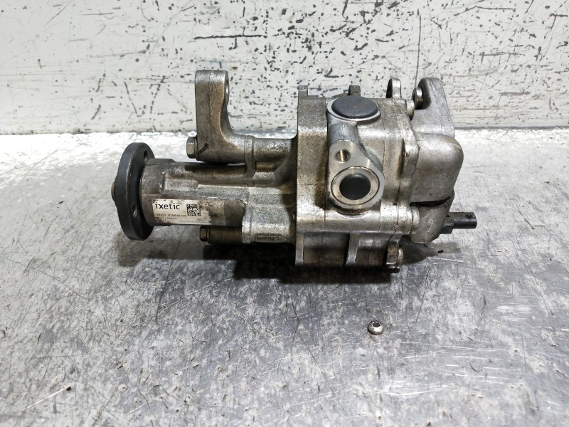 Recambio de bomba direccion para bmw serie 7 (f01/f02) 740d xdrive referencia OEM IAM 679649103  