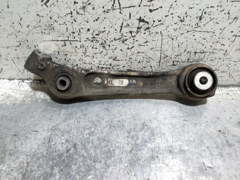 Recambio de brazo suspension inferior delantero izquierdo para bmw serie 7 (f01/f02) 740d xdrive referencia OEM IAM   