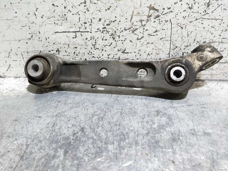 Recambio de brazo suspension inferior delantero izquierdo para bmw serie 7 (f01/f02) 740d xdrive referencia OEM IAM   