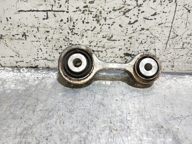 Recambio de brazo suspension superior trasero derecho para bmw serie 7 (f01/f02) 740d xdrive referencia OEM IAM   