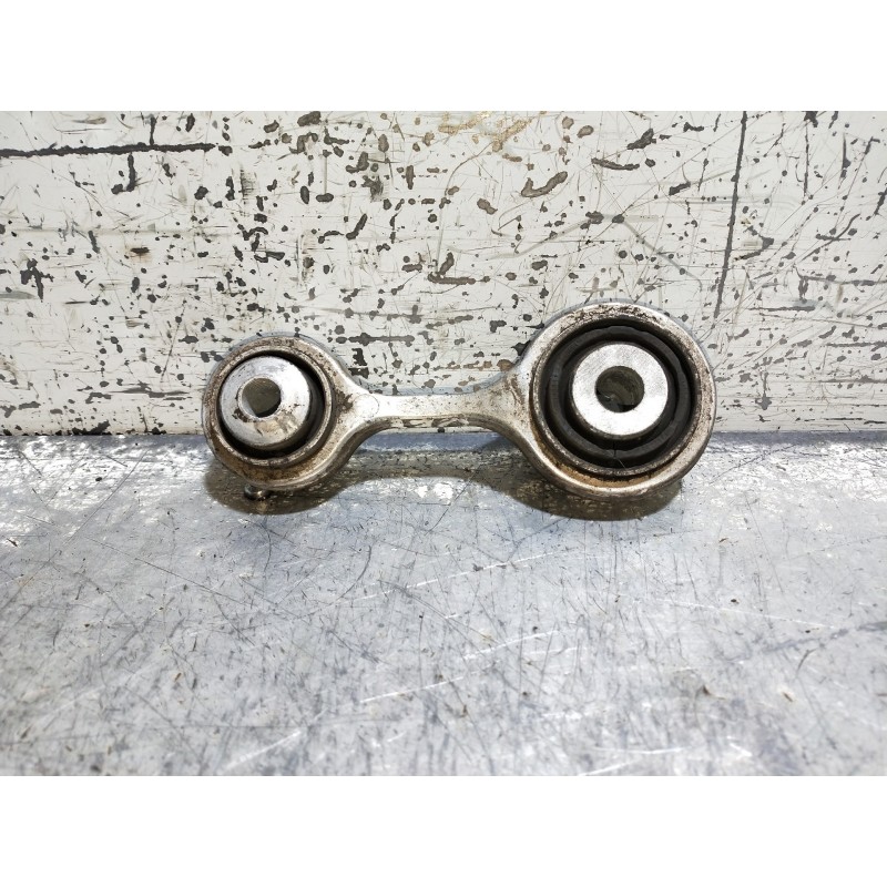 Recambio de brazo suspension superior trasero derecho para bmw serie 7 (f01/f02) 740d xdrive referencia OEM IAM   