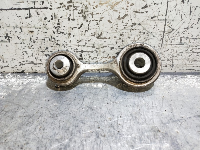 Recambio de brazo suspension superior trasero derecho para bmw serie 7 (f01/f02) 740d xdrive referencia OEM IAM   