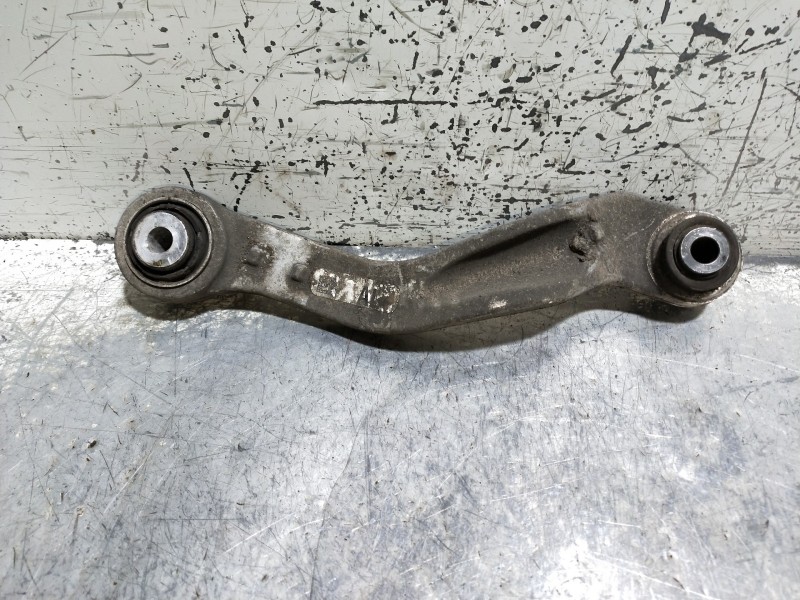 Recambio de brazo suspension superior trasero izquierdo para bmw serie 7 (f01/f02) 740d xdrive referencia OEM IAM   