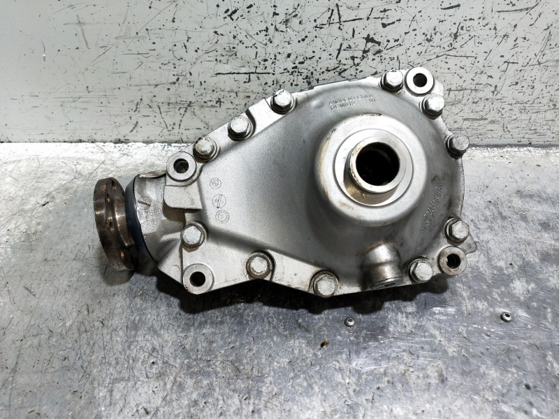 Recambio de diferencial trasero para bmw serie 7 (f01/f02) 740d xdrive referencia OEM IAM 756536608 758915503 R=2.65