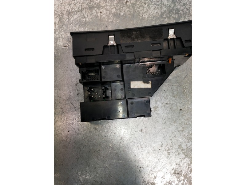 Recambio de mando elevalunas delantero derecho para bmw x5 (e53) 3.0d referencia OEM IAM 6907500  5P