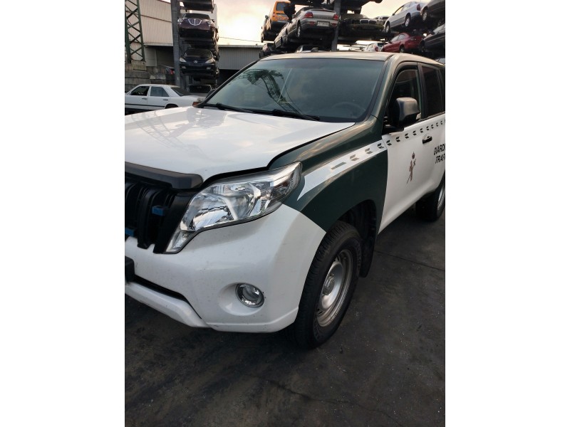 toyota land cruiser (j15) del año 2015