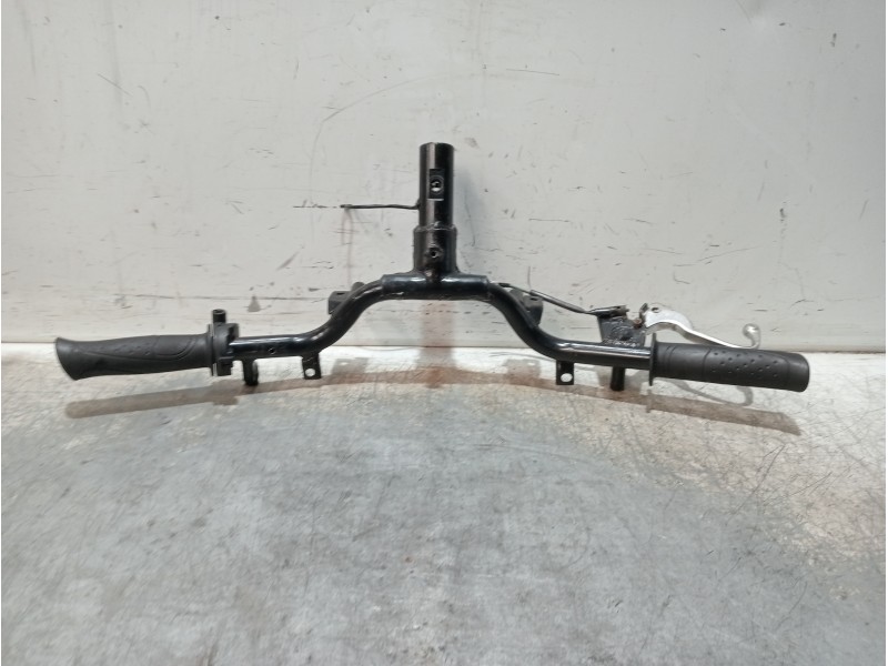 Recambio de manillar para sym orbit 50 2t referencia OEM IAM   
