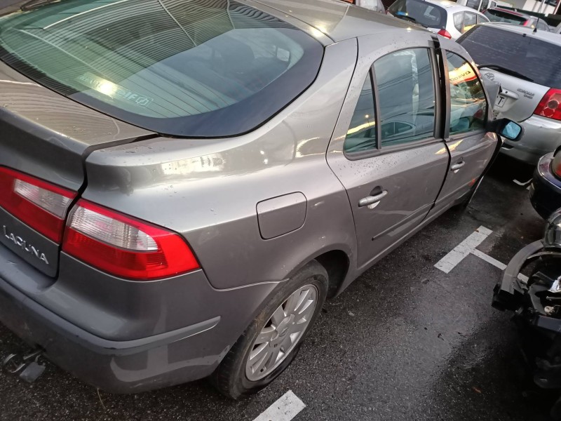 renault laguna ii (bg0) del año 2001