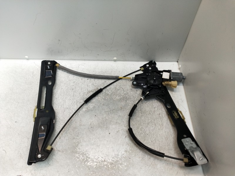 Recambio de elevalunas delantero izquierdo para ford mondeo lim. hybrid vignale referencia OEM IAM C04393102  4P