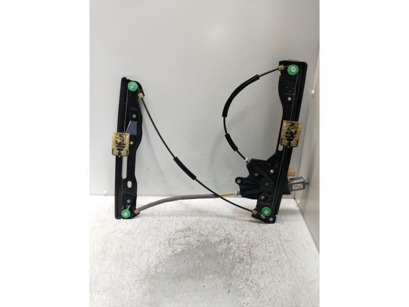 Recambio de elevalunas delantero izquierdo para ford mondeo lim. hybrid vignale referencia OEM IAM C04393102  4P