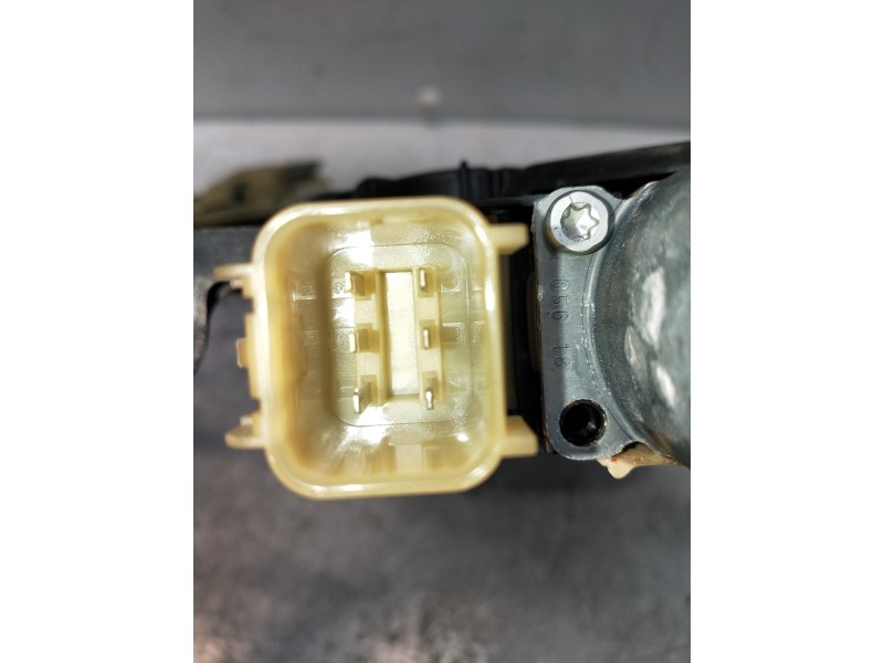 Recambio de elevalunas trasero derecho para ford mondeo lim. hybrid vignale referencia OEM IAM C04396101  4P