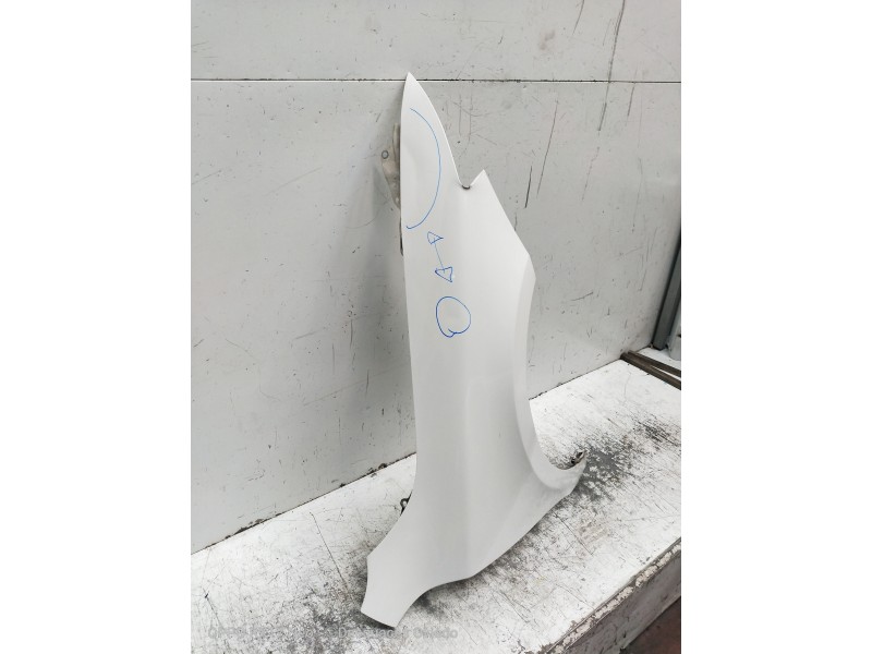 Recambio de aleta delantera derecha para skoda superb combi (3t5) 2.0 tdi dpf referencia OEM IAM   