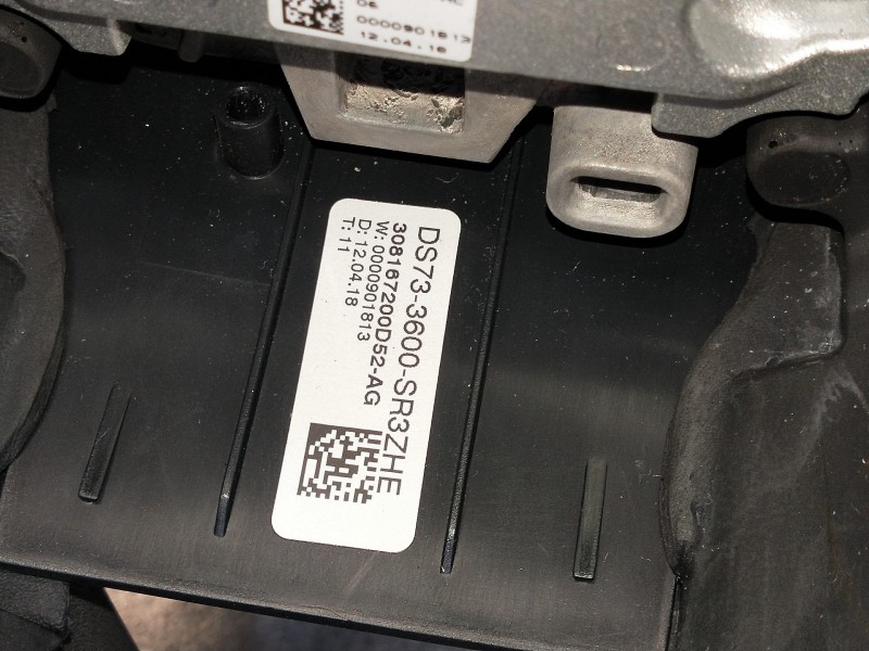 Recambio de volante para ford mondeo lim. hybrid vignale referencia OEM IAM DS733600SR3ZHE  