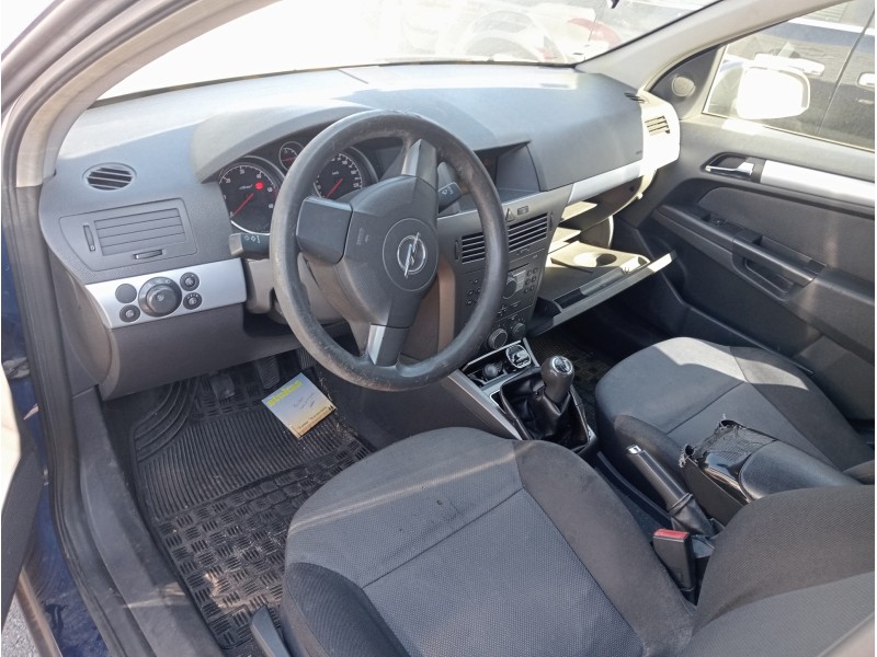 opel astra h caravan del año 2004